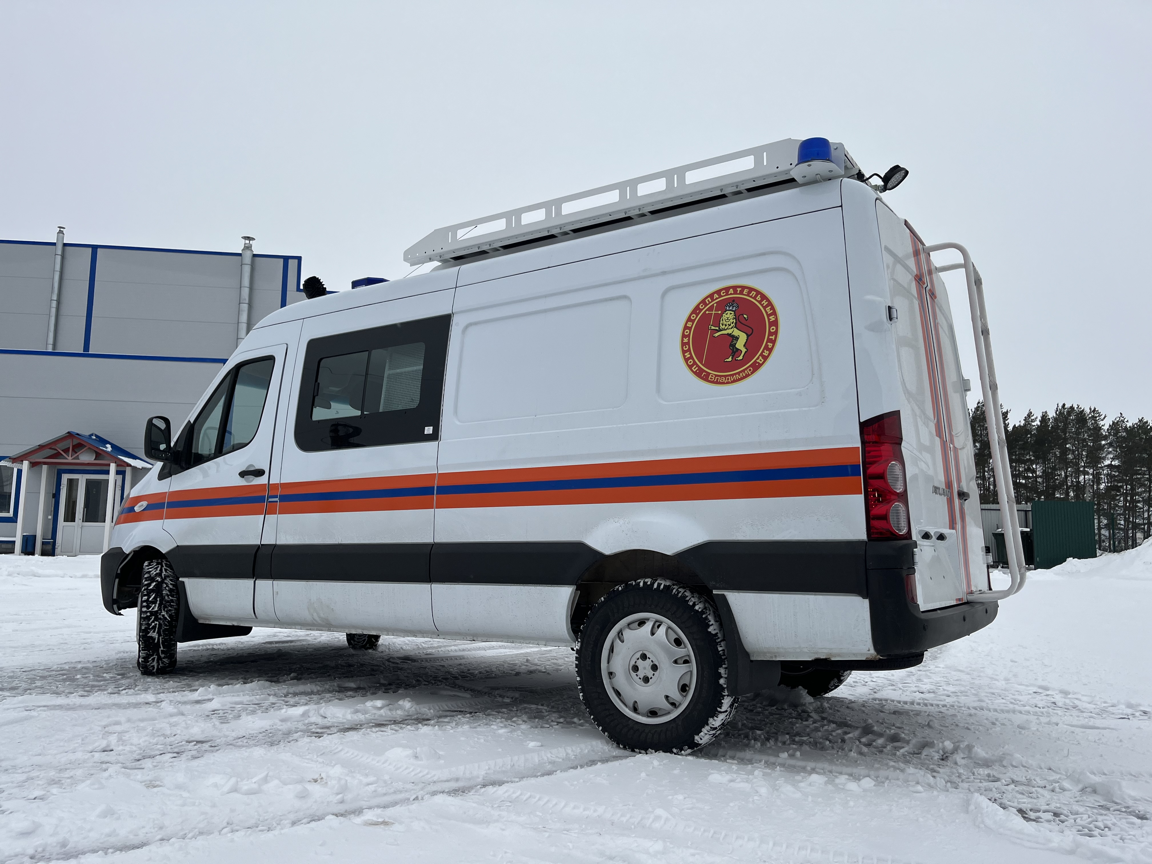 Спецавтомобиль поисково-спасательной службы Sollers Atlant